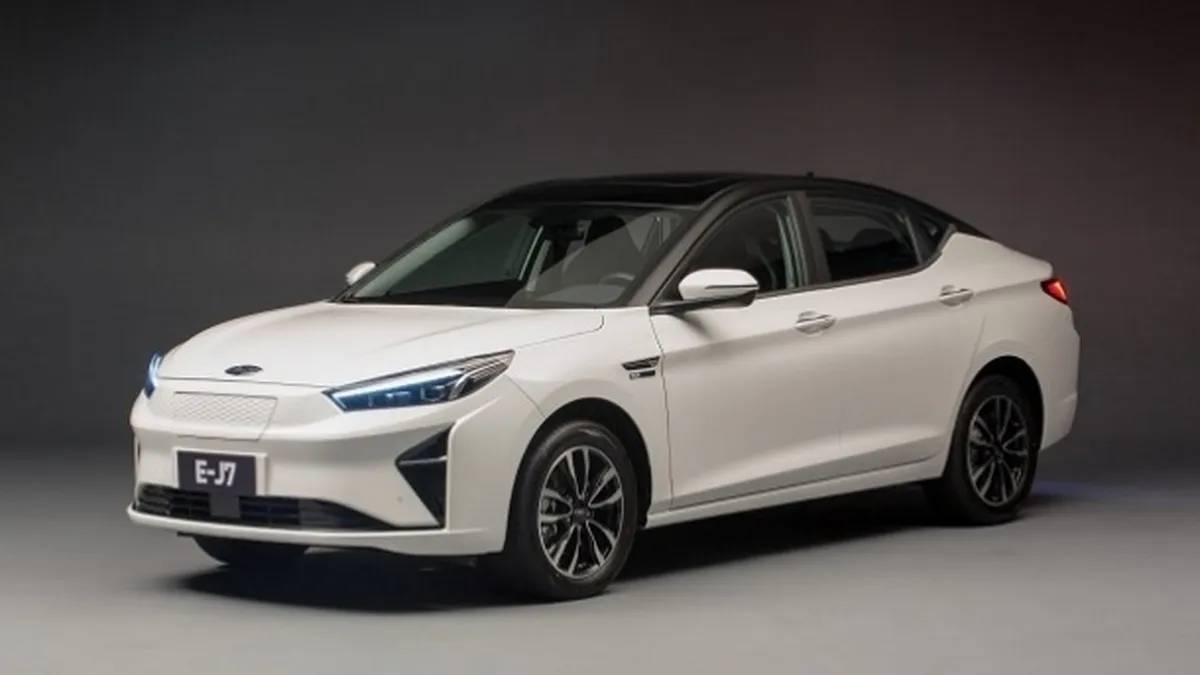 شرایط فروش اقساطی کرمان موتور فروردین ۱۴۰۴