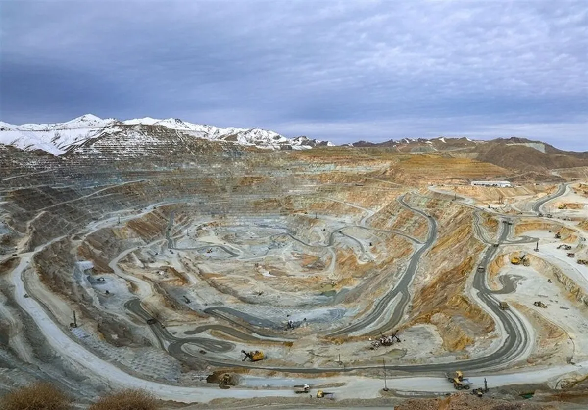 محاسبه حقوق دولتی معادن در سال‌های ۱۴۰۳ و ۱۴۰۴ بر اساس استخراج واقعی