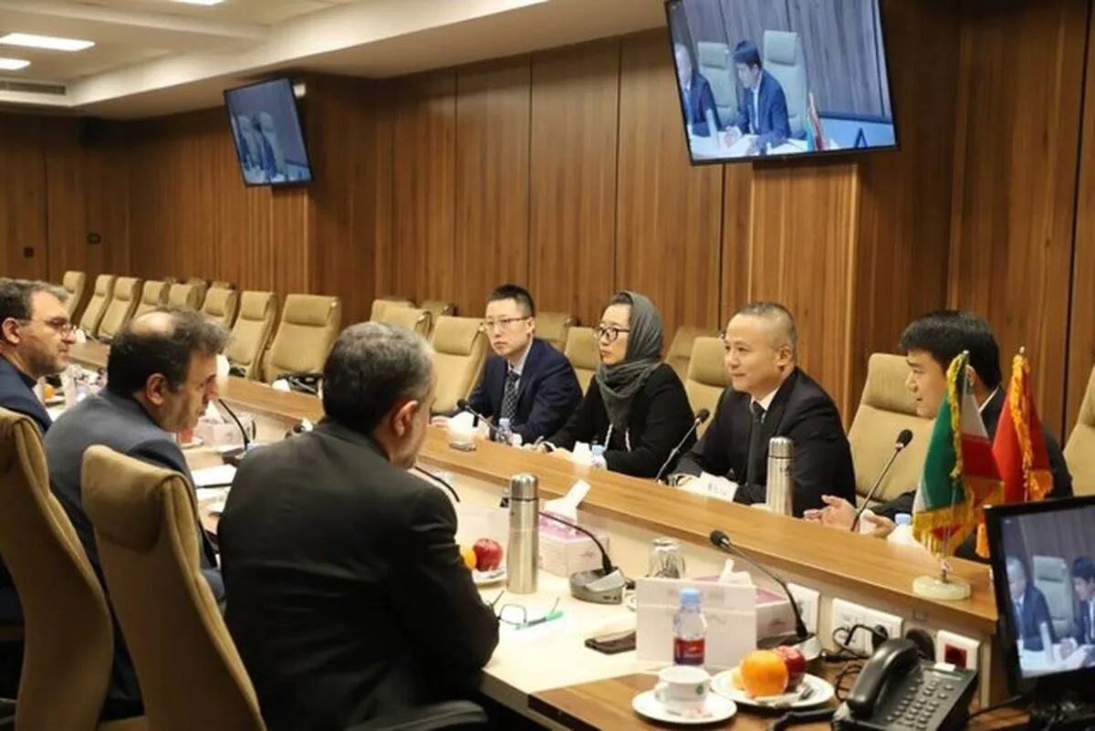 بررسی زمینه‌های همکاری ایران و چین در حوزه اداری