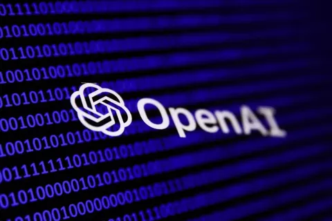 واکنش OpenAI به حوادث مرگبار؛ هدایت مکالمات حساس به GPT-۵ و کنترل والدینی