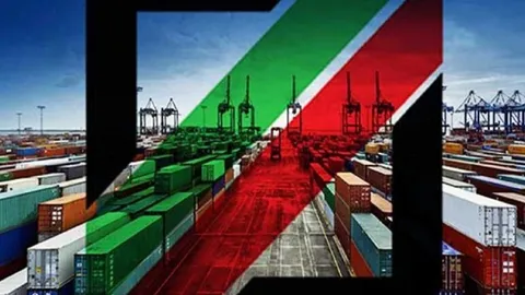 انجام تشریفات گمرکی و خروج بیش از ۲۸ هزار دستگاه کامیون حامل کالا‌های اساسی