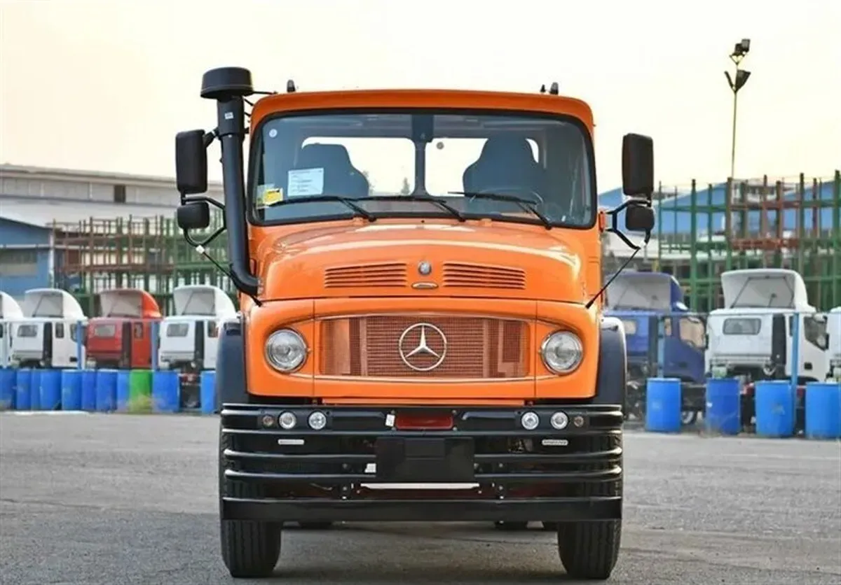 اختصاص ۳۰۰ لیتر سوخت تشویقی به رانندگان کامیون فعال در بنادر