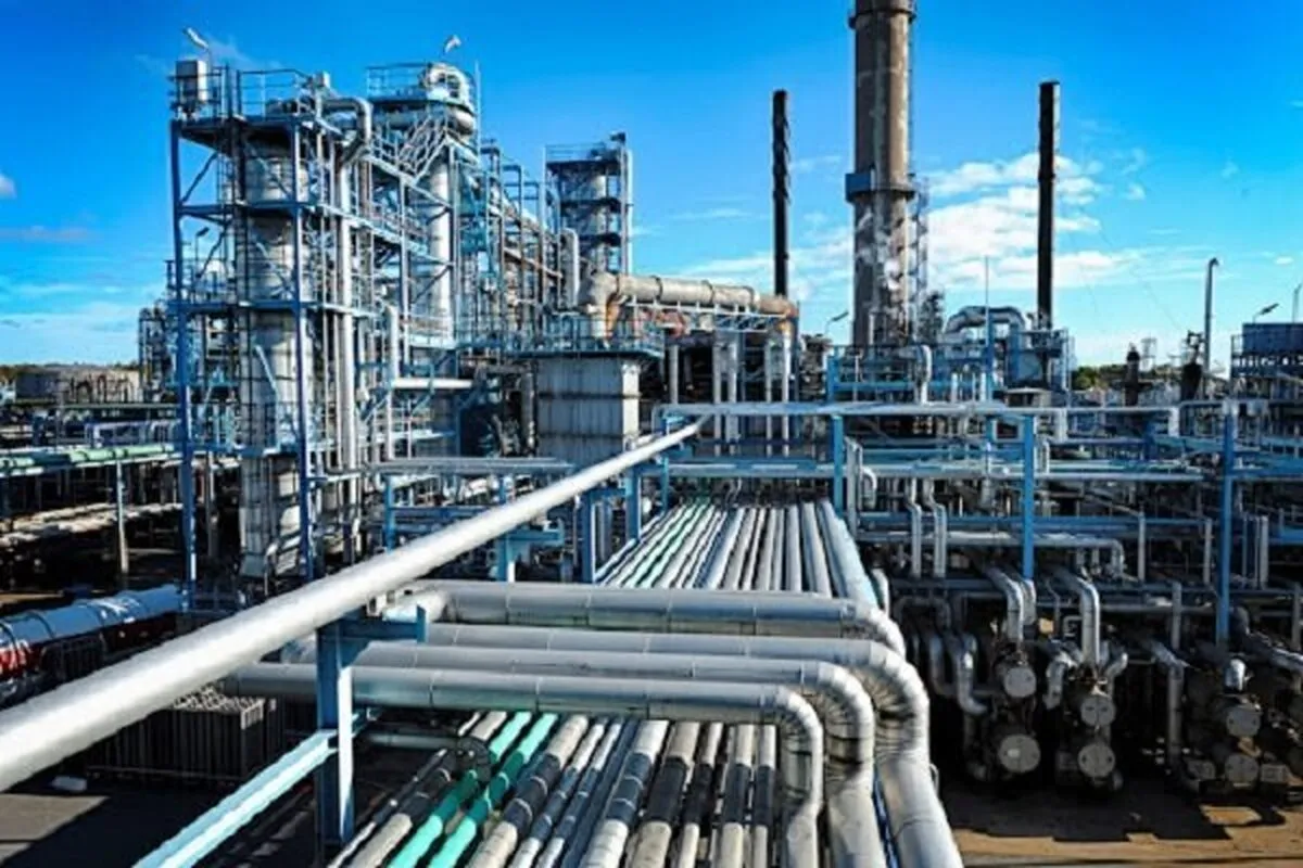 تولید روزانه بنزین در پالایشگاه اصفهان به ۱۳ میلیون لیتر رسید