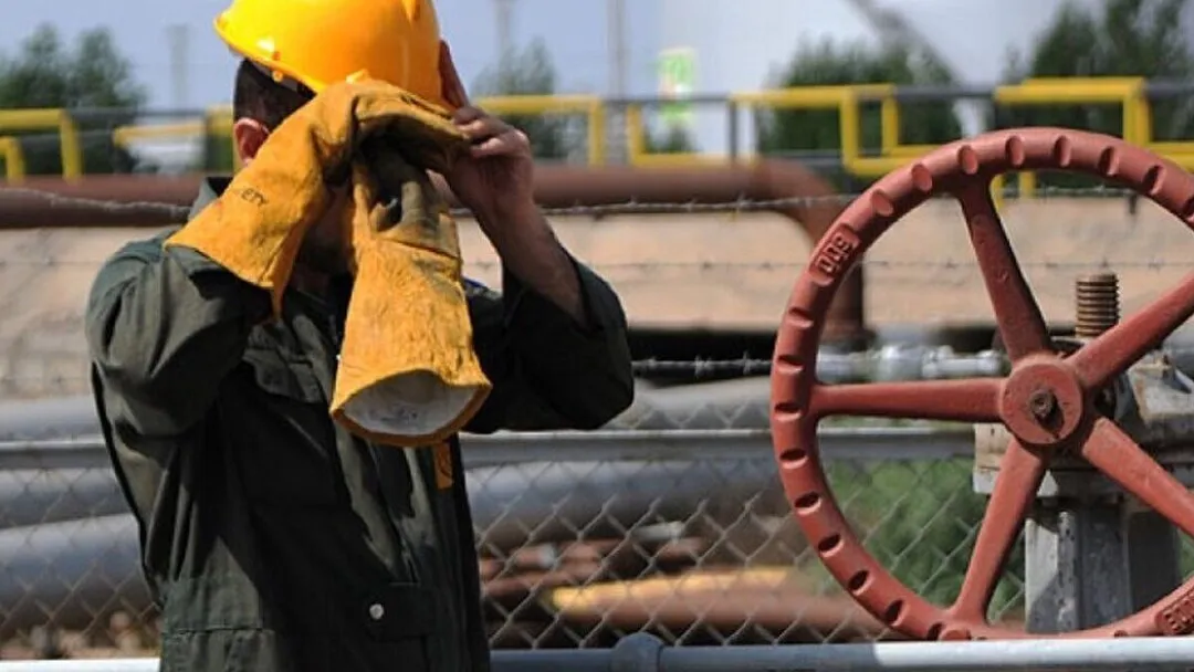 افزایش ۶۰ درصدی حداقل حقوق؛ وعده رئیس فراکسیون کارگری مجلس