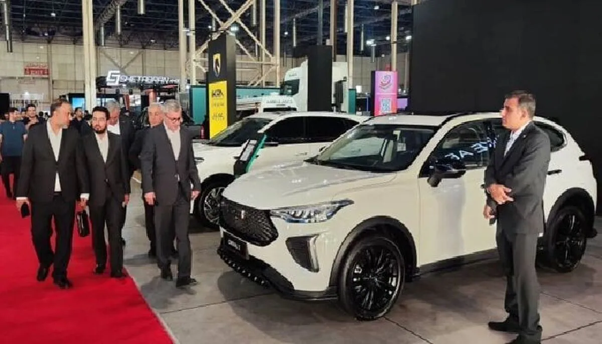 رونمایی از دو محصول جدید ایران خودرو