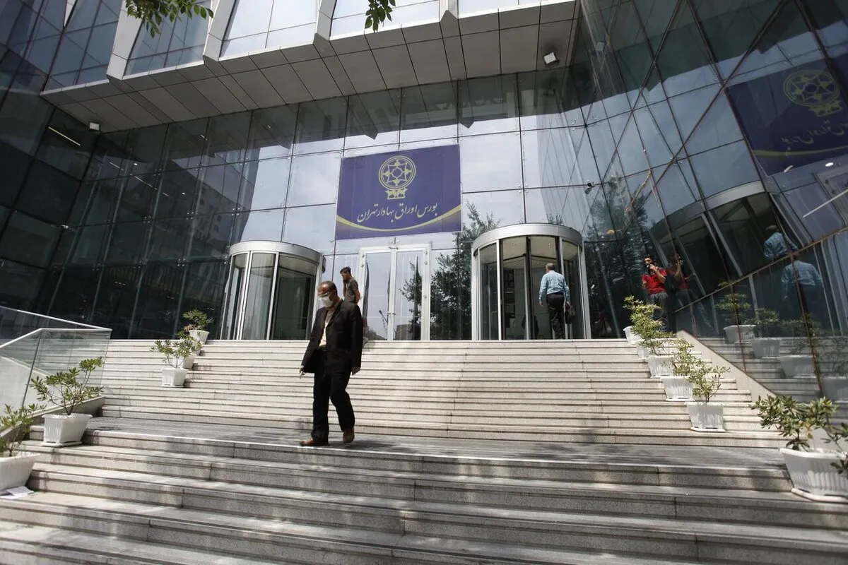 ورود پول ۷۷۷ میلیارد تومانی به بازار سهام