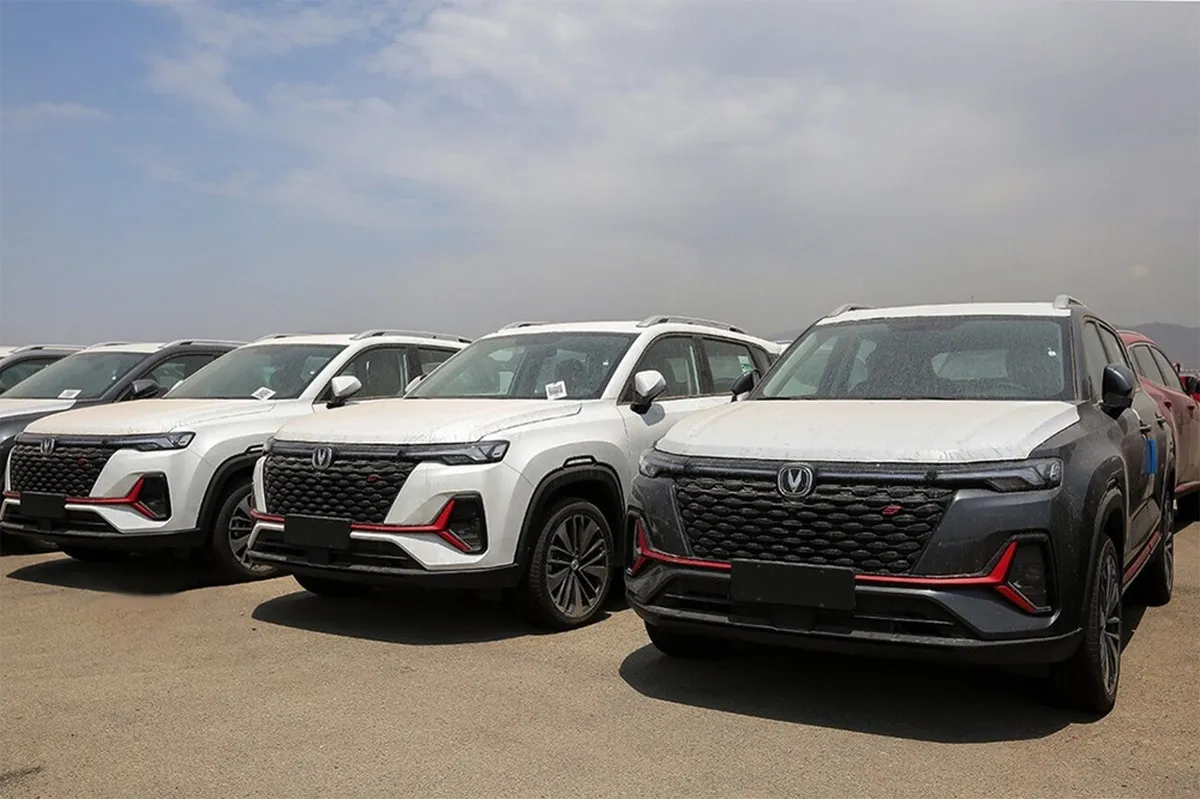 ابهامات تازه در واردات خودرو‌های کارکرده/رقابتی شدن یا زمین خوردن صنعت خودرو؟