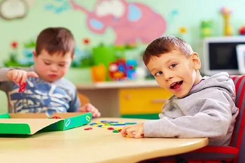 فلج مغزی و اوتیسم در دوران نوزادی قابل درمان است