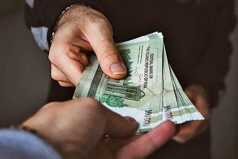 حقوق کارگران در سال ۱۴۰۴ چقدر زیاد می‌شود؟