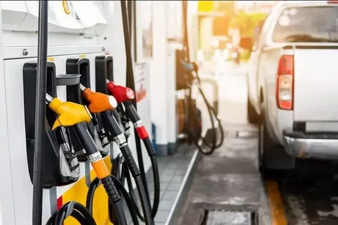 بنزین سوپر از امروز در بورس انرژی عرضه می‌شود