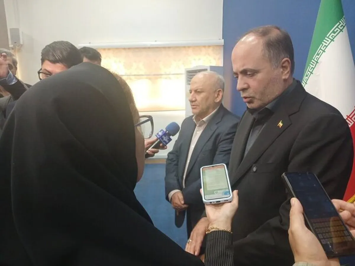 هیچ کمبودی در تامین کالاهای اساسی نداریم