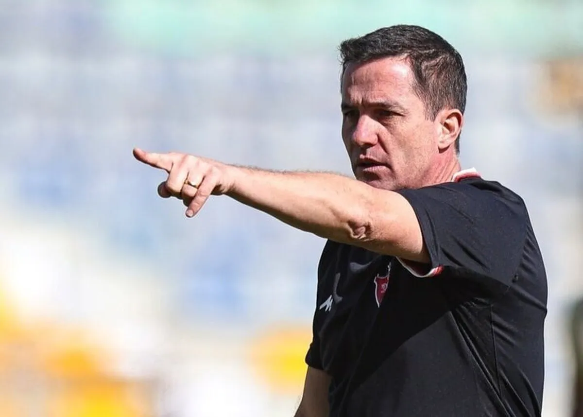 واکنش اوسمار به لغو بازی پرسپولیس با تراکتور