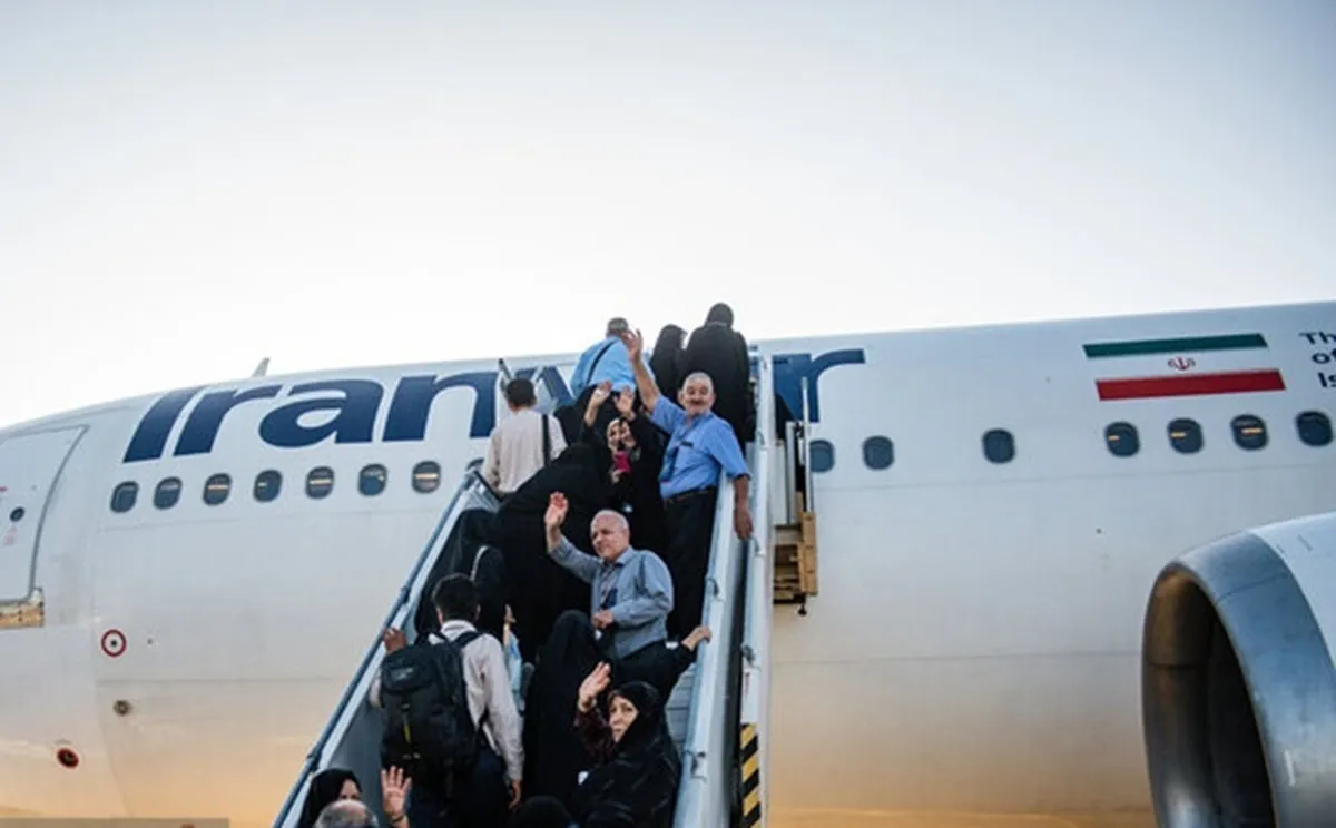 اعزام زائران عمره مفرده از ترمینال سلام آغاز شد