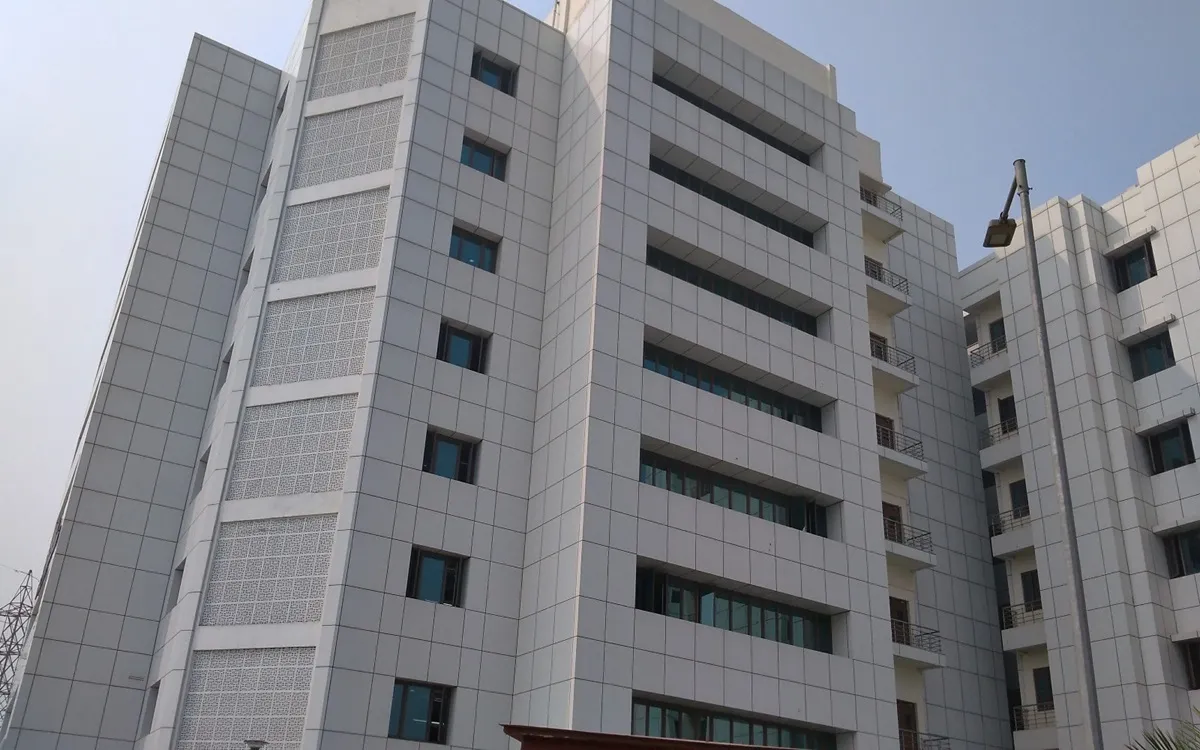 پپش‌فروش ساختمان بدون تنظیم سند رسمی جرم است