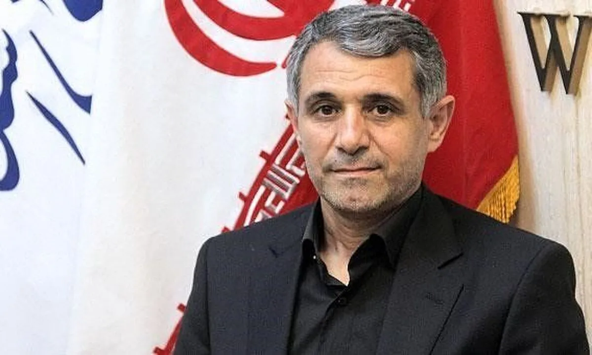 بانک مرکزی باید تأمین ارز مورد نیاز تولیدکنندگان را در اولویت قرار دهد