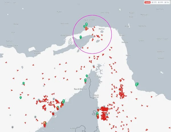 توقف عبور نفتکش‌ها از تنگه هرمز