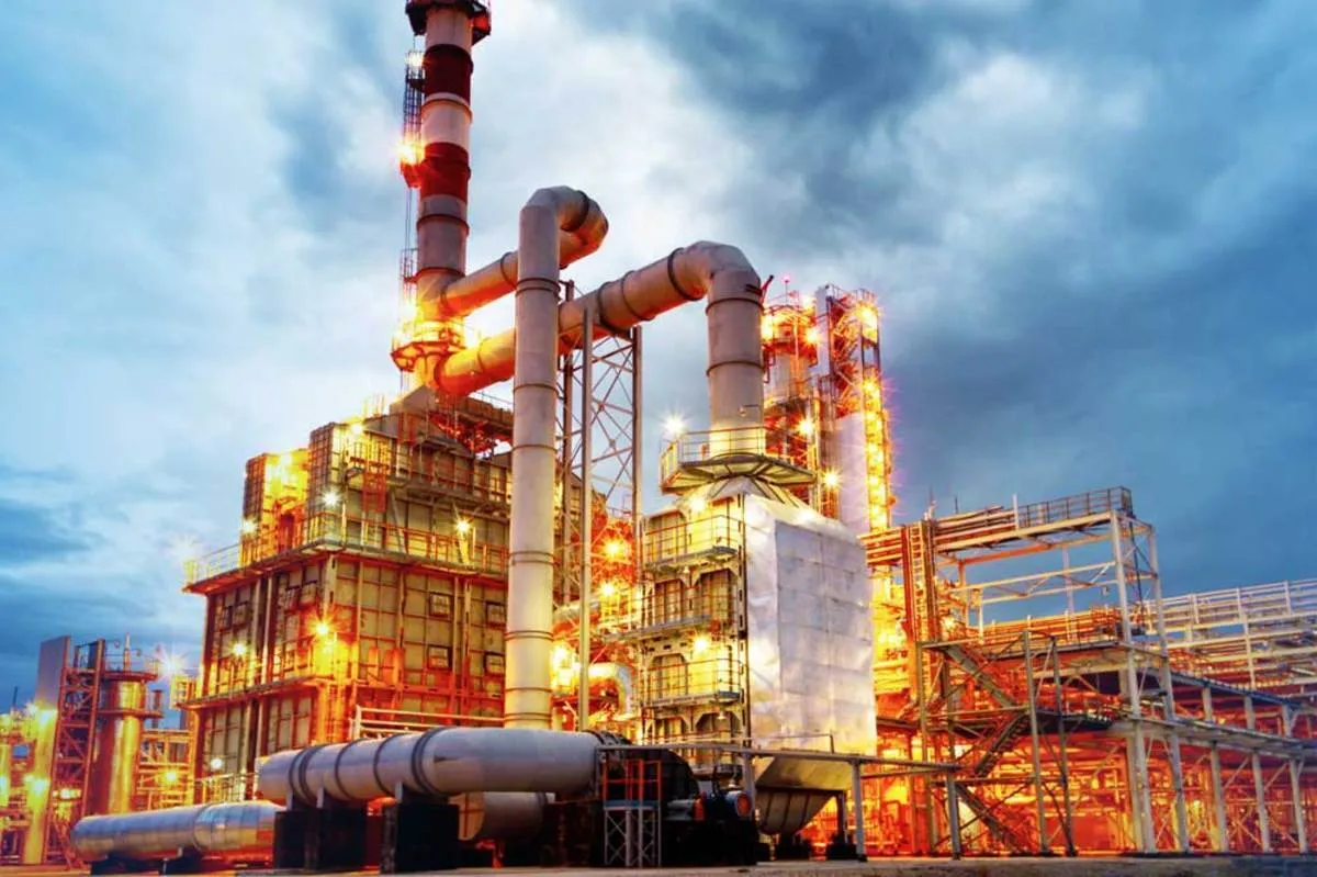 تهدید اصلی صنایع بورسی تحریم نیست بلکه ناترازی انرژی است