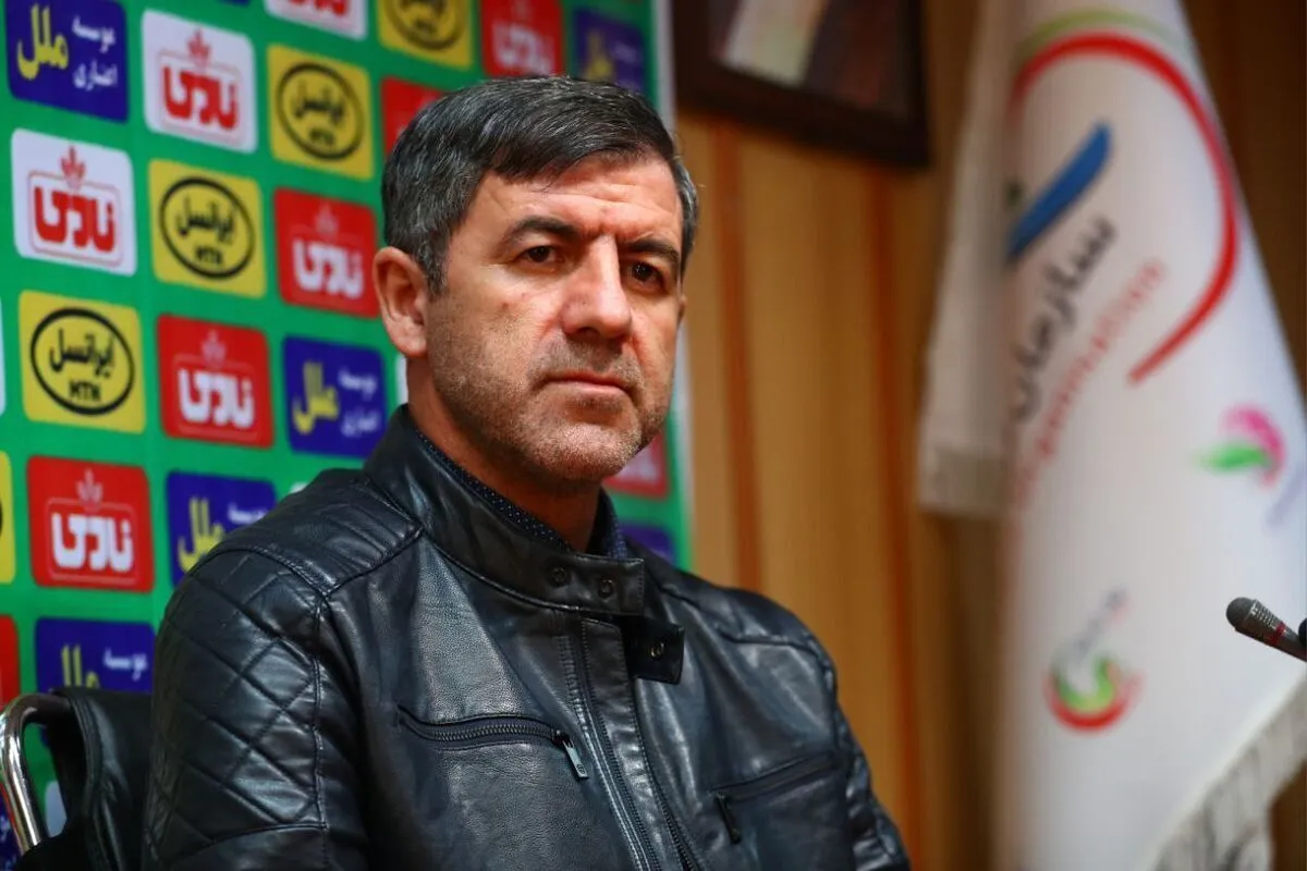 پروین: با کریم باقری برای قبول سرمربیگری پرسپولیس صحبت می‌کنم