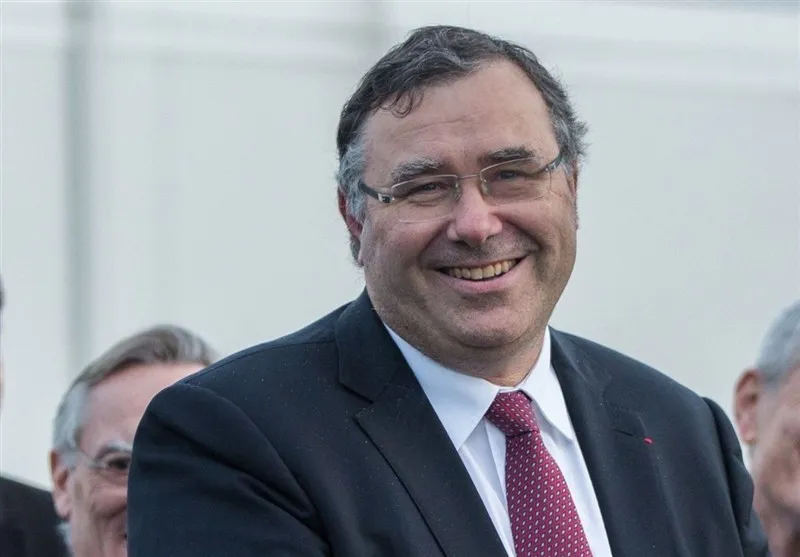 رئیس توتال: عوارض بدهیم، بهتر از این است که تنگه هرمز بسته باشد