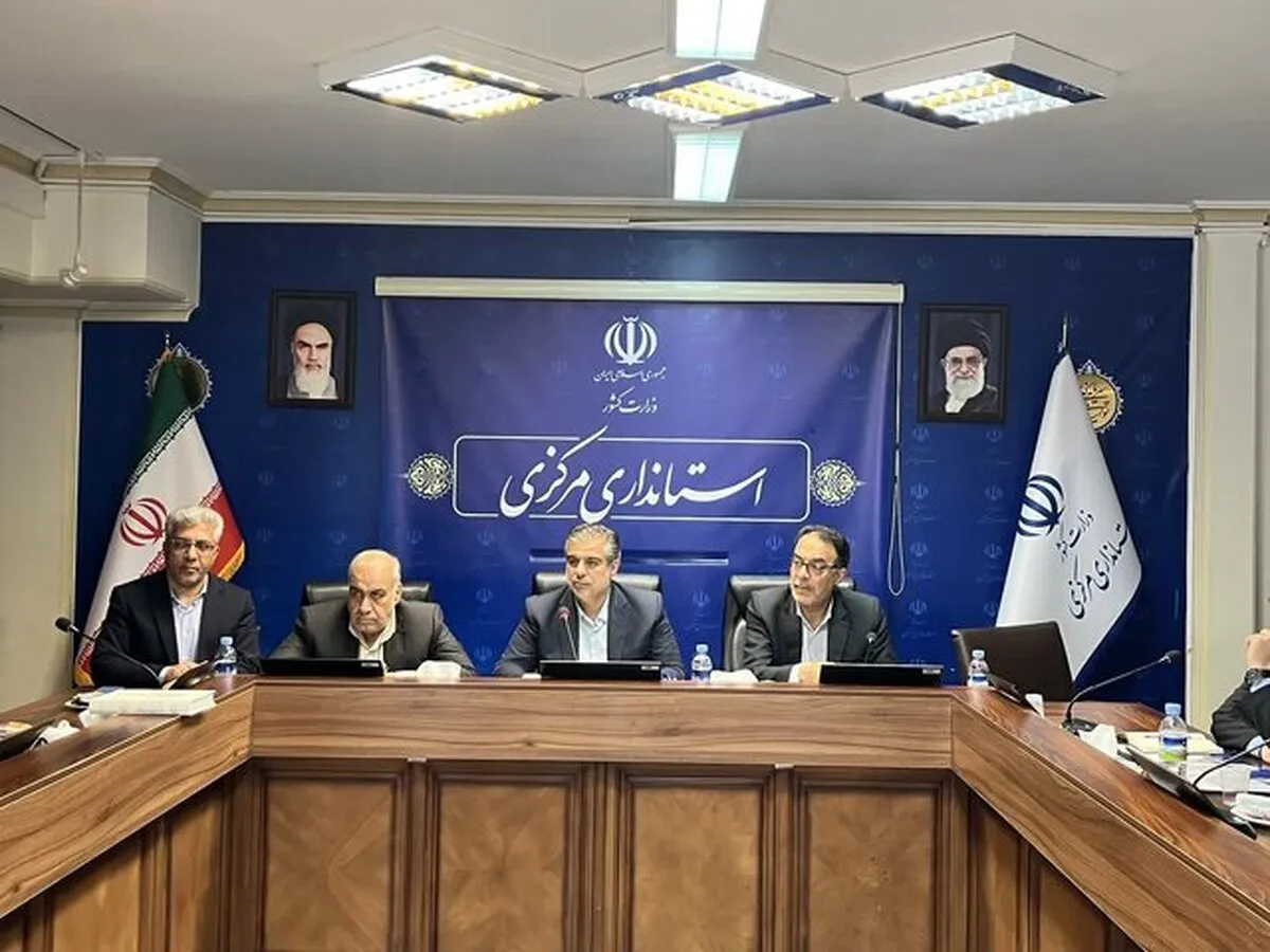 تمام ملاحظات زیست‌محیطی آزادراه تهران - اراک ظرف ۱۵ روز تعیین تکلیف شود