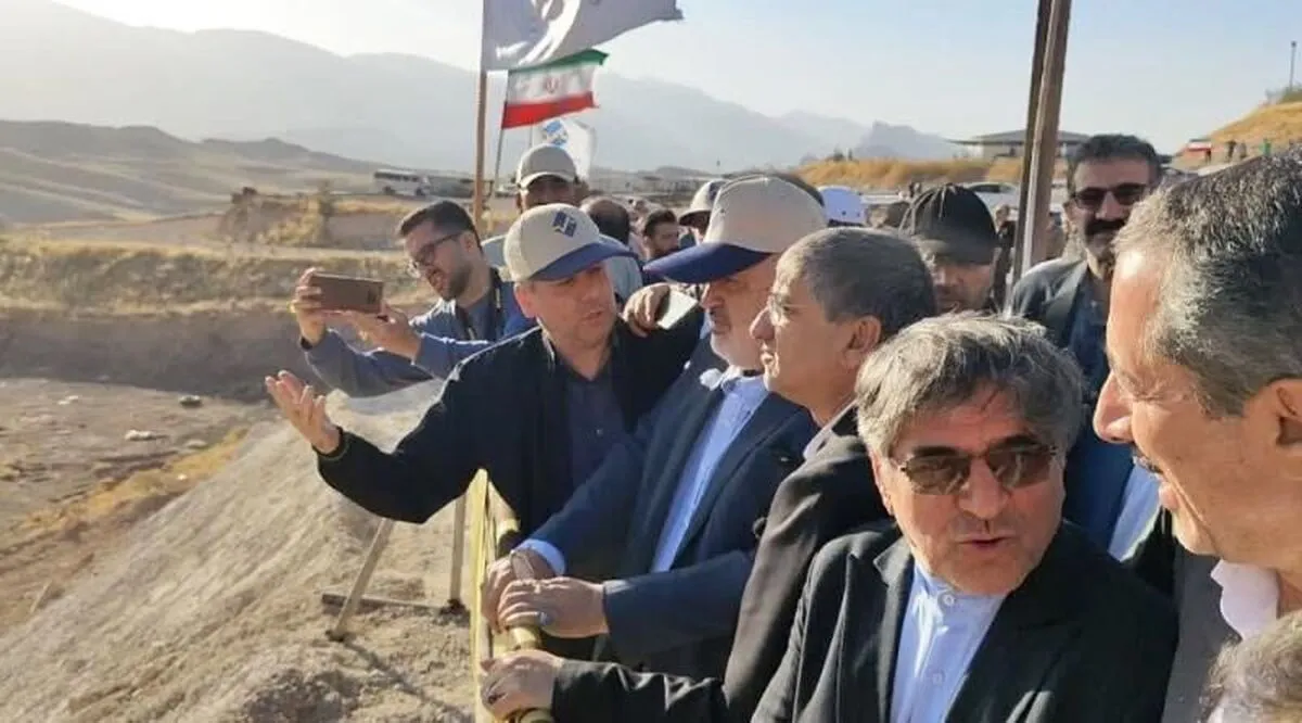 وزیر نیرو: اقدامات لازم برای تکمیل طرح‌های لرستان انجام می‌شود