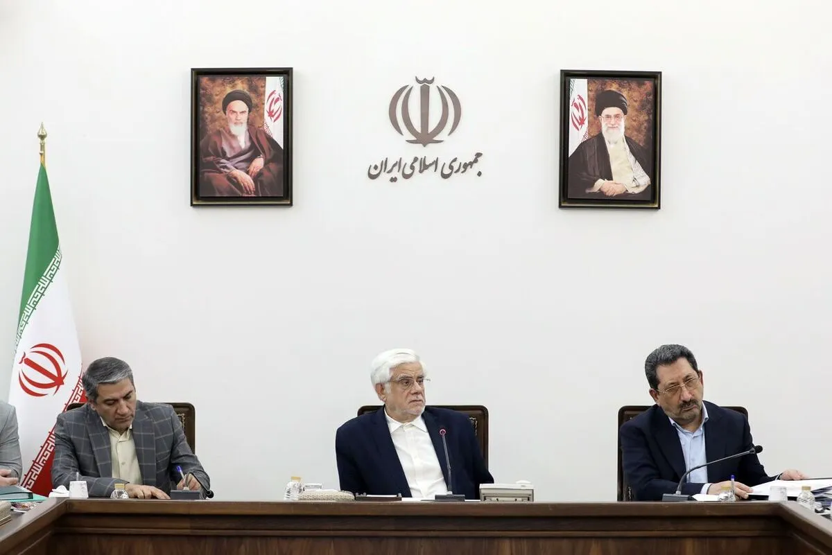 عارف: دولت اجازه نمی‌دهد توطئه‌های بدخواهان برای بر هم زدن آرامش بازار اجرایی شود