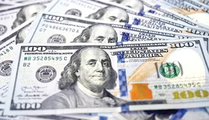 مبهوت مثل قیمت دلار