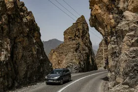 انسداد آزادراه پردیس_تهران به دلیل ریزش کوه