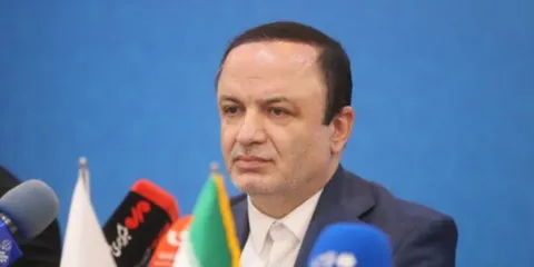 بسته‌های حمایتی از فعالان اقتصادی مناطق آزاد طراحی و تدوین می‌شود