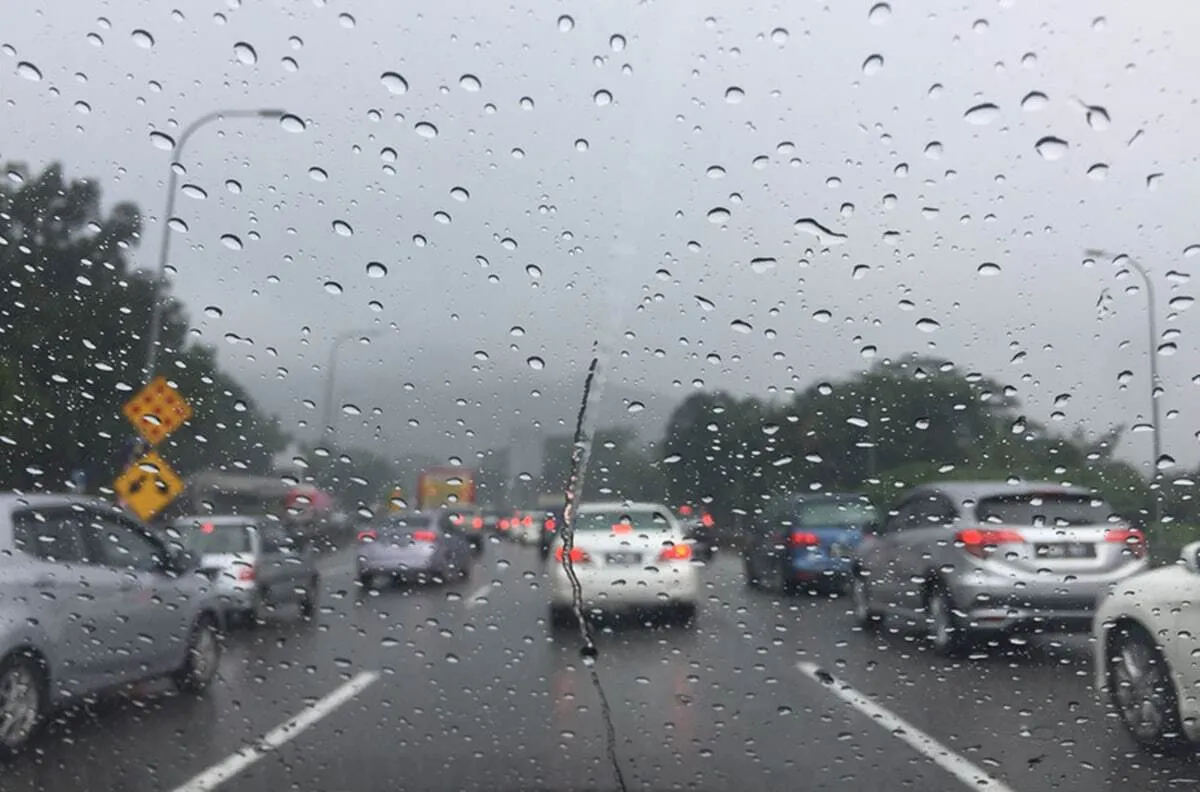 ۱۵ فروردین، روز بازگشت؛ روز خطر در جاده‌های خیس