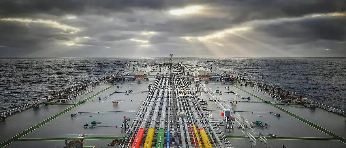 ۷۷ درصد صادرات نفت خام ایران پارسال راهی چین شد