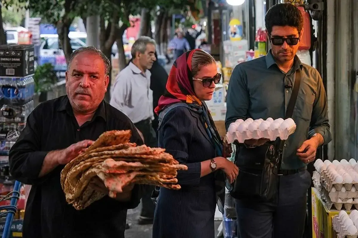 جدال ناجوانمردانه تورم کالاهای اساسی با دستمزد کارگران