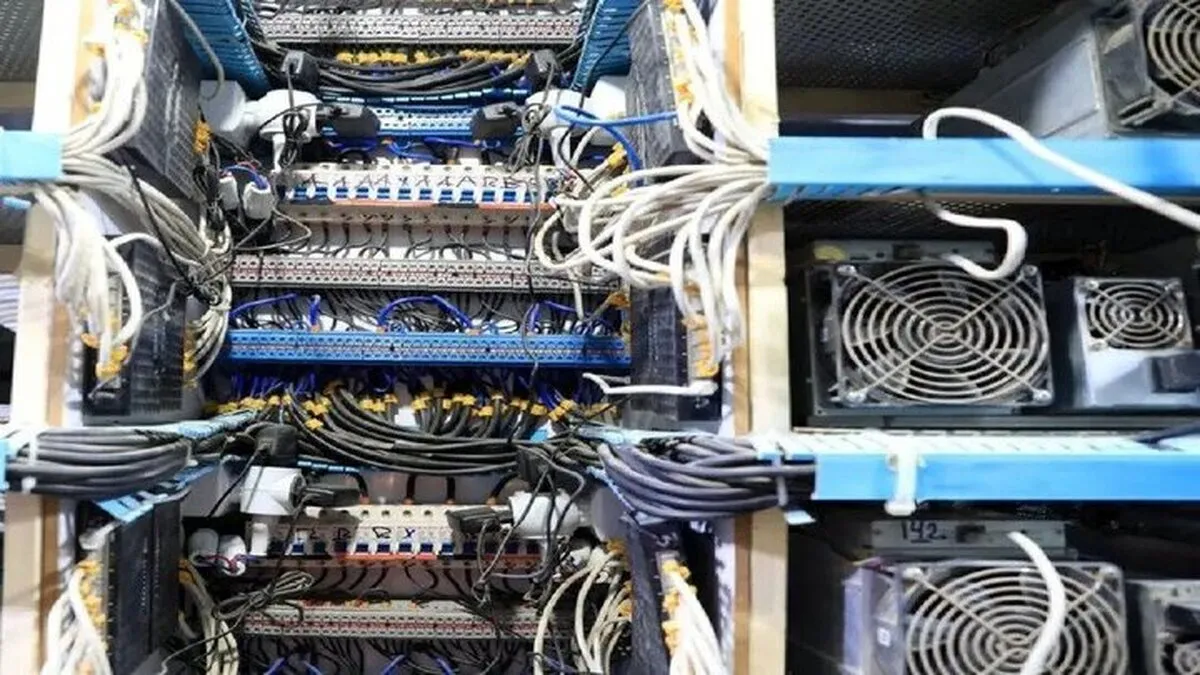 کاهش ۲۴۰۰ مگاوات بار شبکه برق با قطع اینترنت