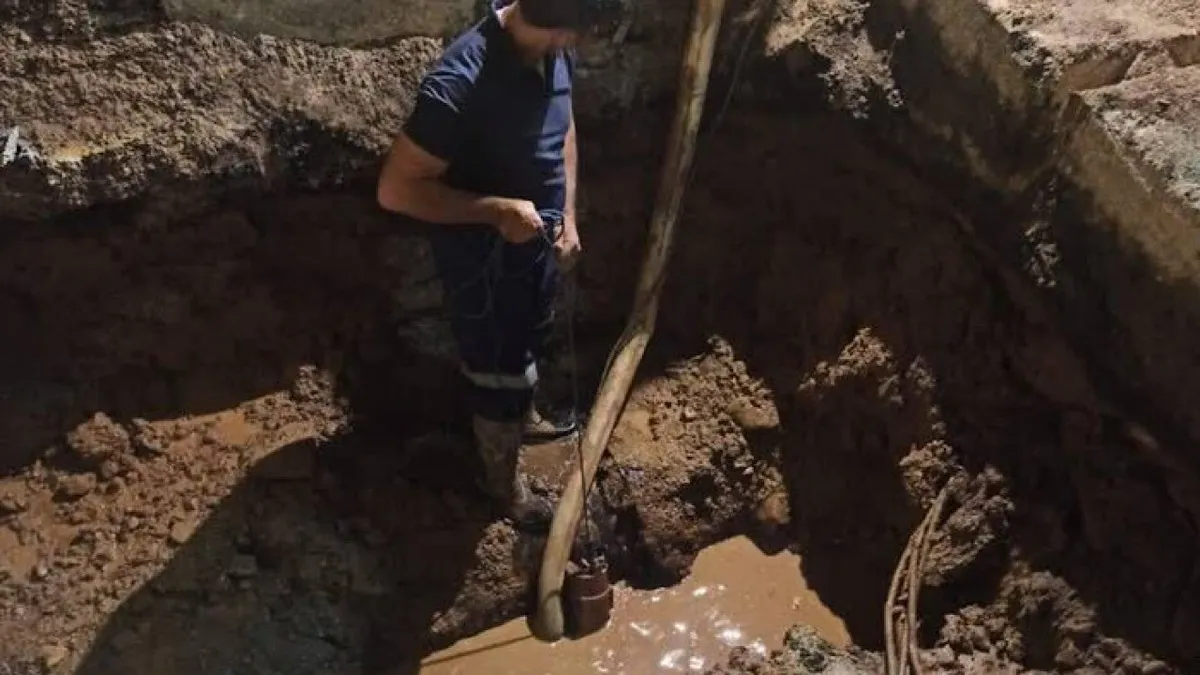 شکستگی لوله بزرگراه امام رضا ارتباطی با شبکه آب تهران ندارد