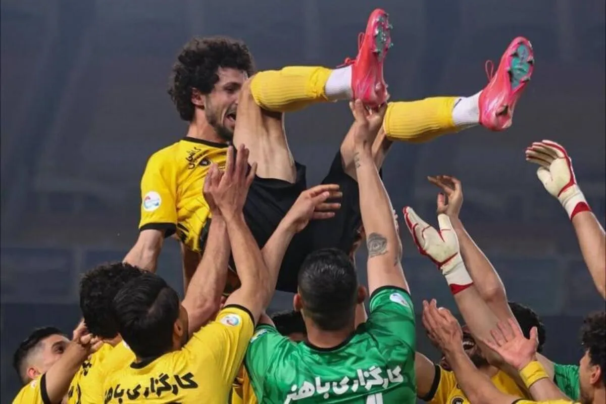 تشکر عجیب سپاهانی‌ها از هنانوف بعد از بازی با فولاد