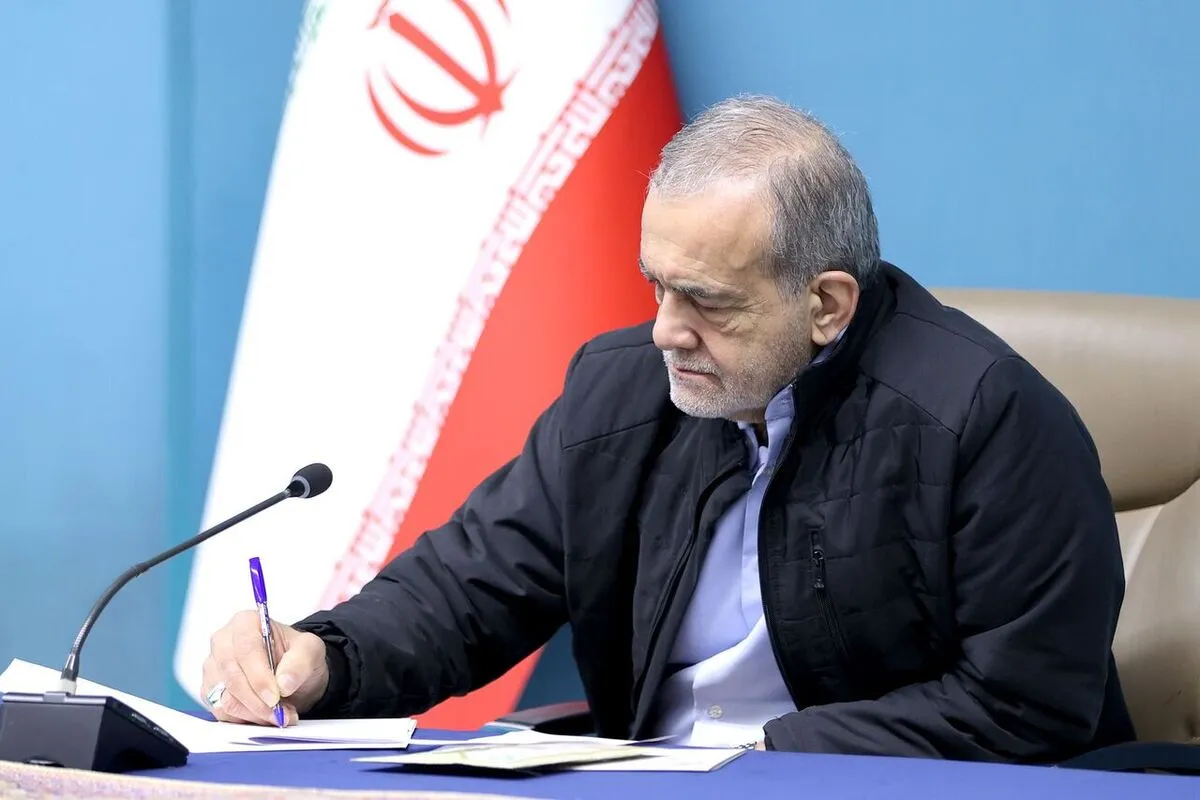 پزشکیان: اردبیل می تواند در عرصه اقتصاد ملی و منطقه ای نقش محوری ایفا کند