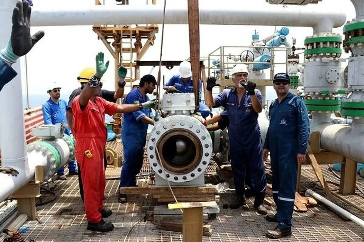 انجام توپک‌رانی خط لوله ۱۶ اینچ دریایی میدان هنگام
