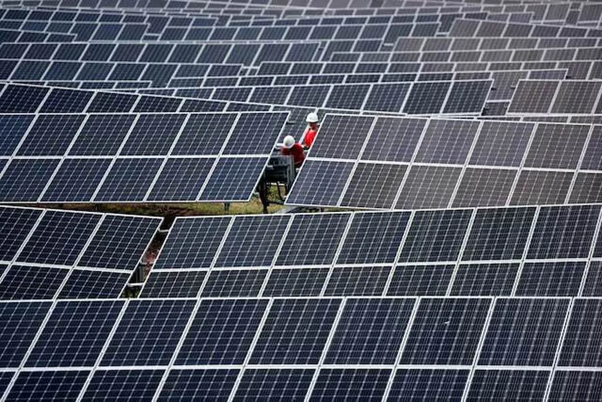 انرژی‌های تجدیدپذیر برای نخستین‌بار از زغال‌سنگ در تولید برق جهانی پیشی گرفتند