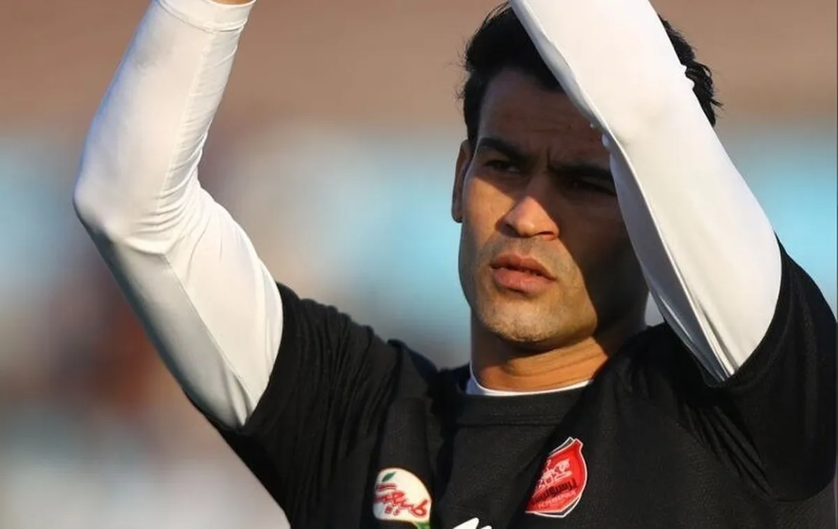 عدم صدور کارت بازی ستاره پرسپولیسی برای استقلال