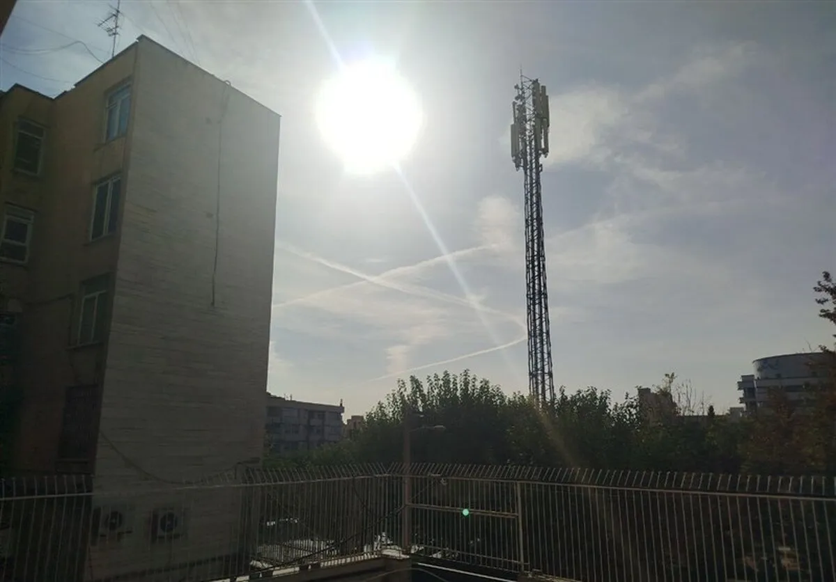 ماجرای ابرهای خطی در آسمان تهران چیست؟