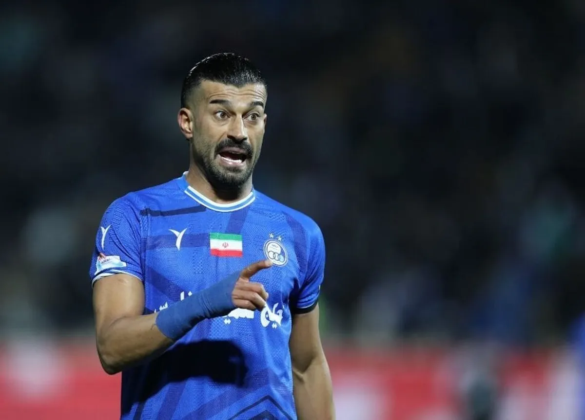 رگ غیرت رامین رضاییان برای استقلال بیرون زد