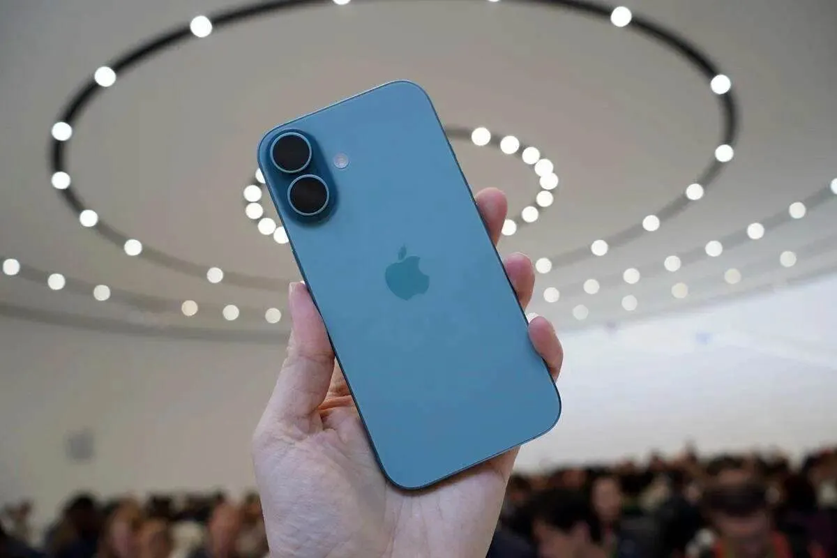 قیمت گوشی سامسونگ، شیائومی و آیفون امروز پنجشنبه ۱۸ اردیبهشت