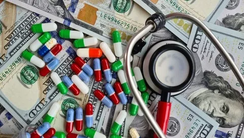 پرداخت ۵۰ درصد بدهی معوق دارو و تجهیزات به صنعت دارویی