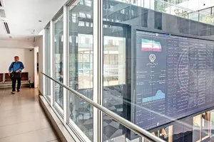 معمای روشن شدن چراغ تالار شیشه‌ای بعد از دوماه خاموشی