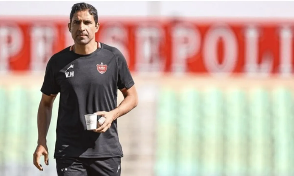 هاشمیان با بازیکنان پرسپولیس خداحافظی کرد