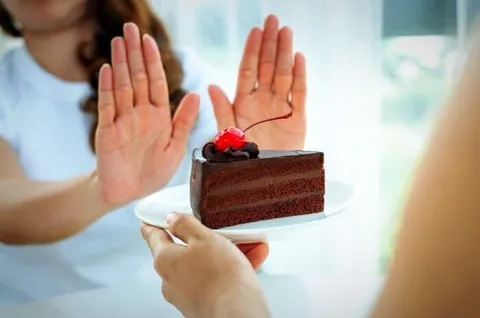 این علائم یعنی در مصرف قند زیاده‌روی می‌کنید