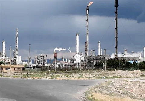 نحوه پرداخت طلب پالایشگاه های بورسی و دولتی تصویب شد