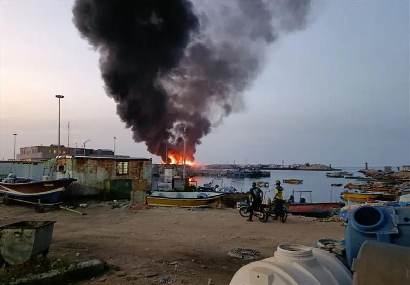 حمله آمریکایی ـ صهیونی به کارخانه تولید کیک زرد اردکان یزد