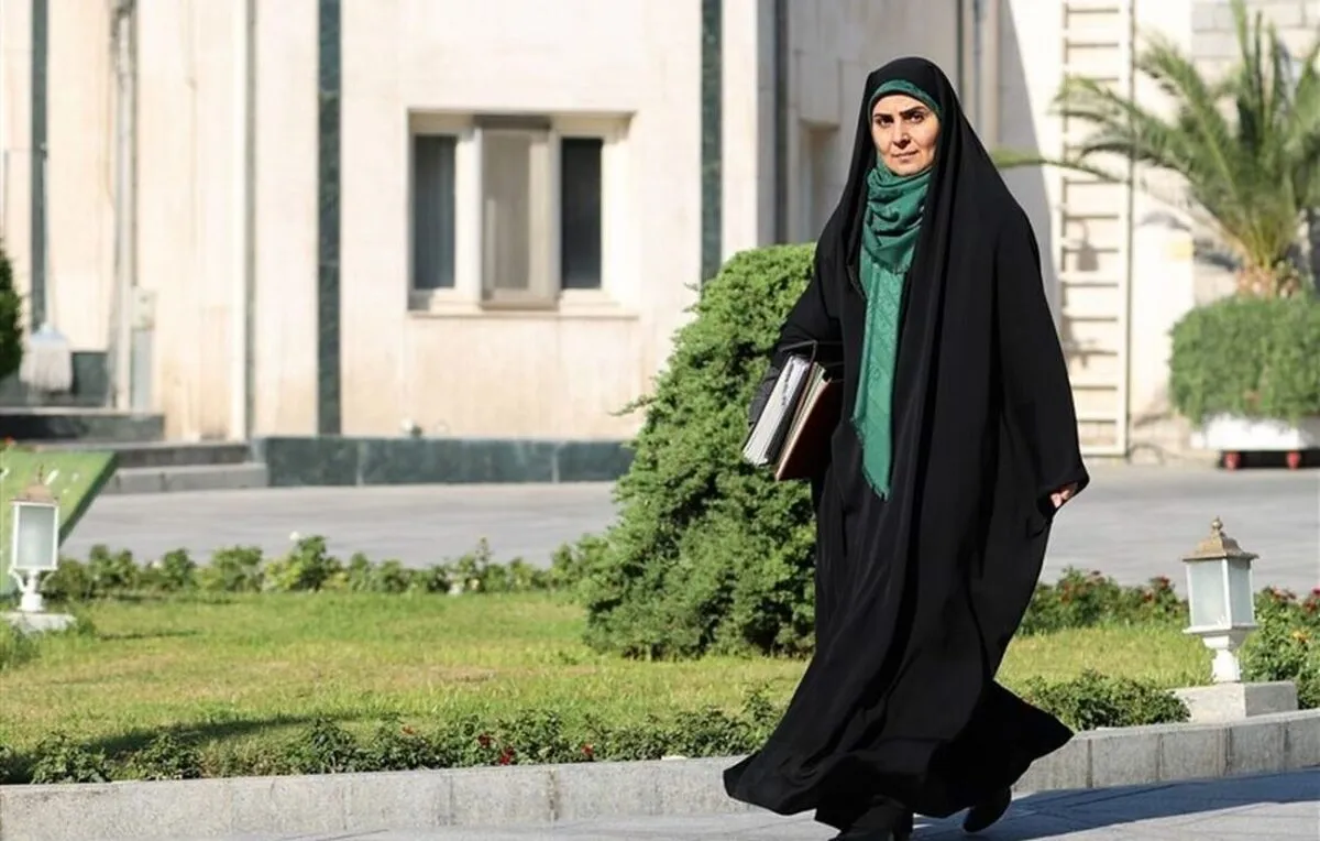 صادق: باید آماده ورود به دنیای هوش مصنوعی و خودروهای هوشمند باشیم