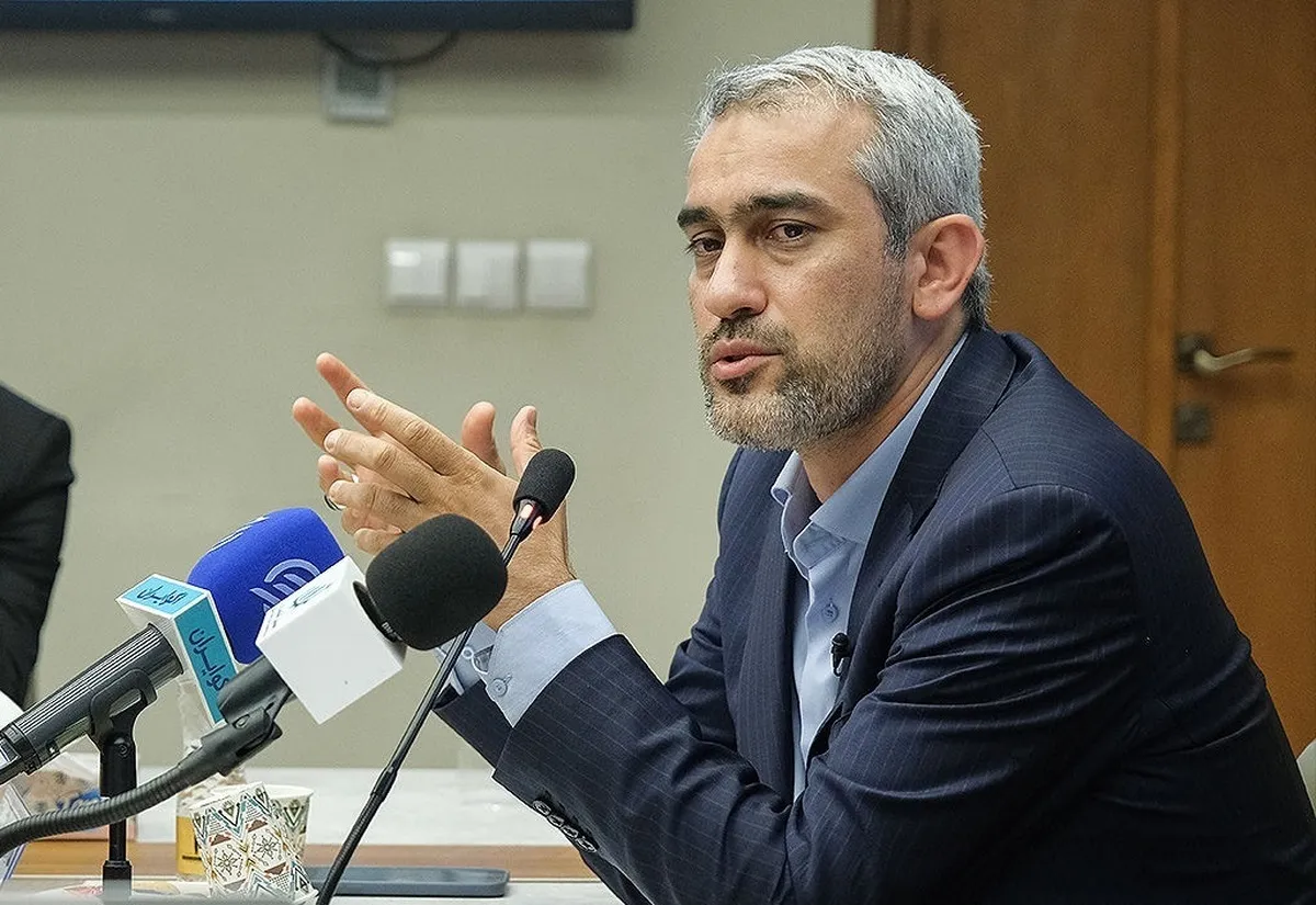 وزیر جدید اقتصاد: بورس از شنبه آغاز به کار می‌کند